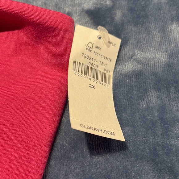 Old navy sports bra 2x - Picture 3 of 3